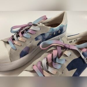 Yellow Box Women's Sneakers with Pastel Hues